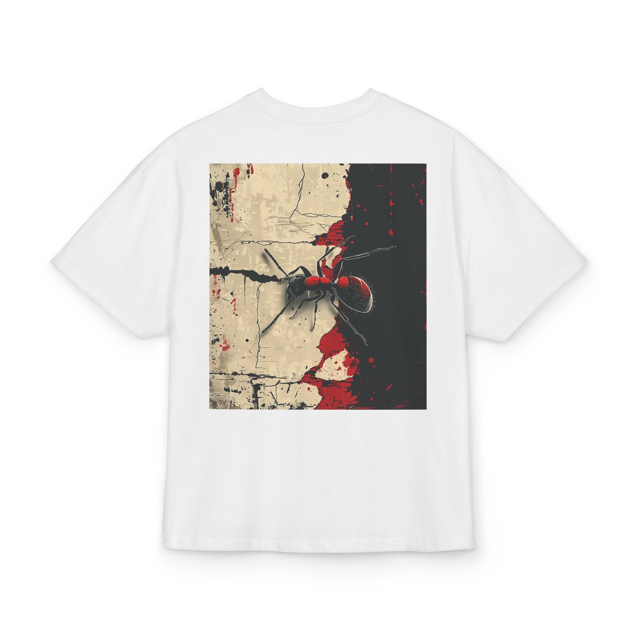 Vintage-Inspired Graphic Tee with Ant Design for Nature Lovers