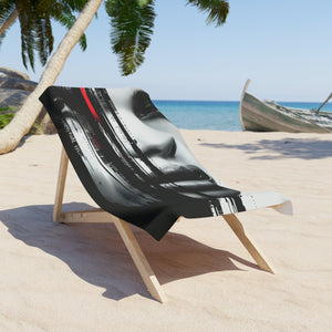 Artistic Abstract Beach Towel - Trendy Design for Summer Fun & Relaxation