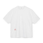 Vintage-Inspired Graphic Tee with Ant Design for Nature Lovers